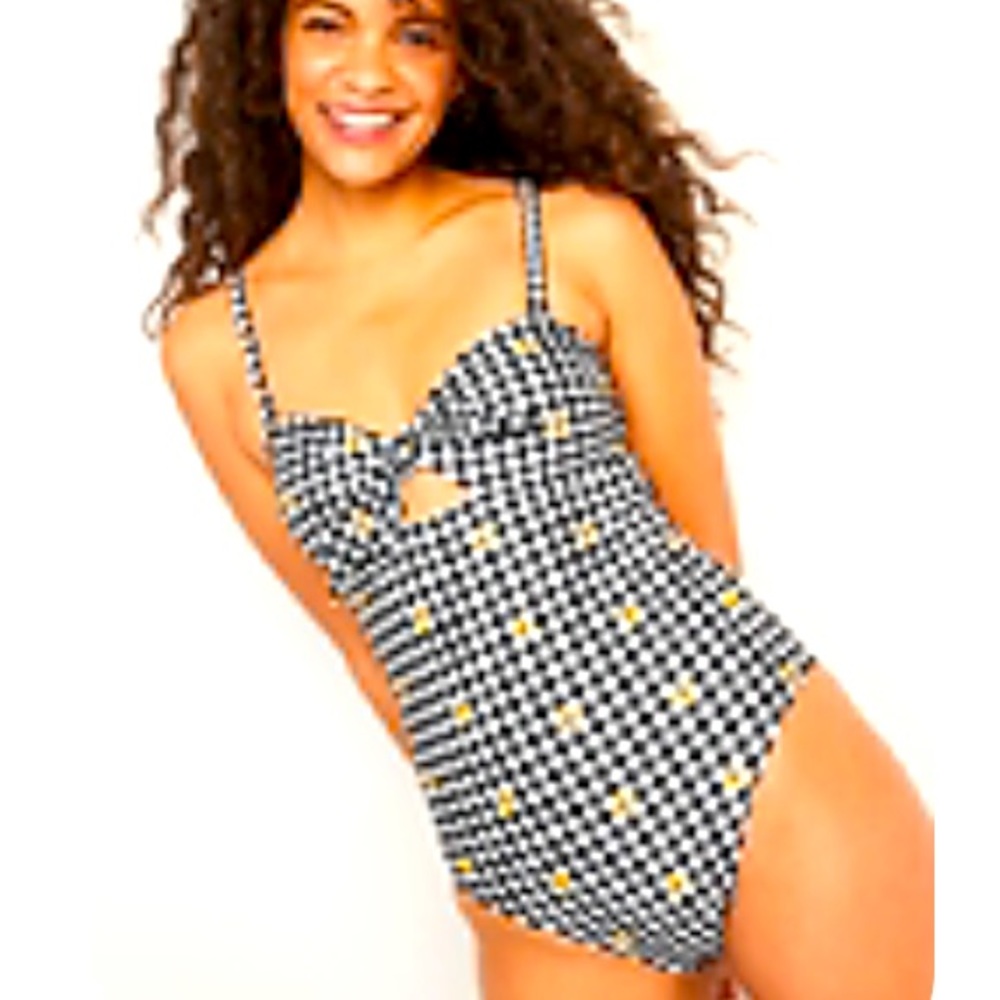 Tie-front keyhole bandeau style one piece swimsuit - gingham black and white
